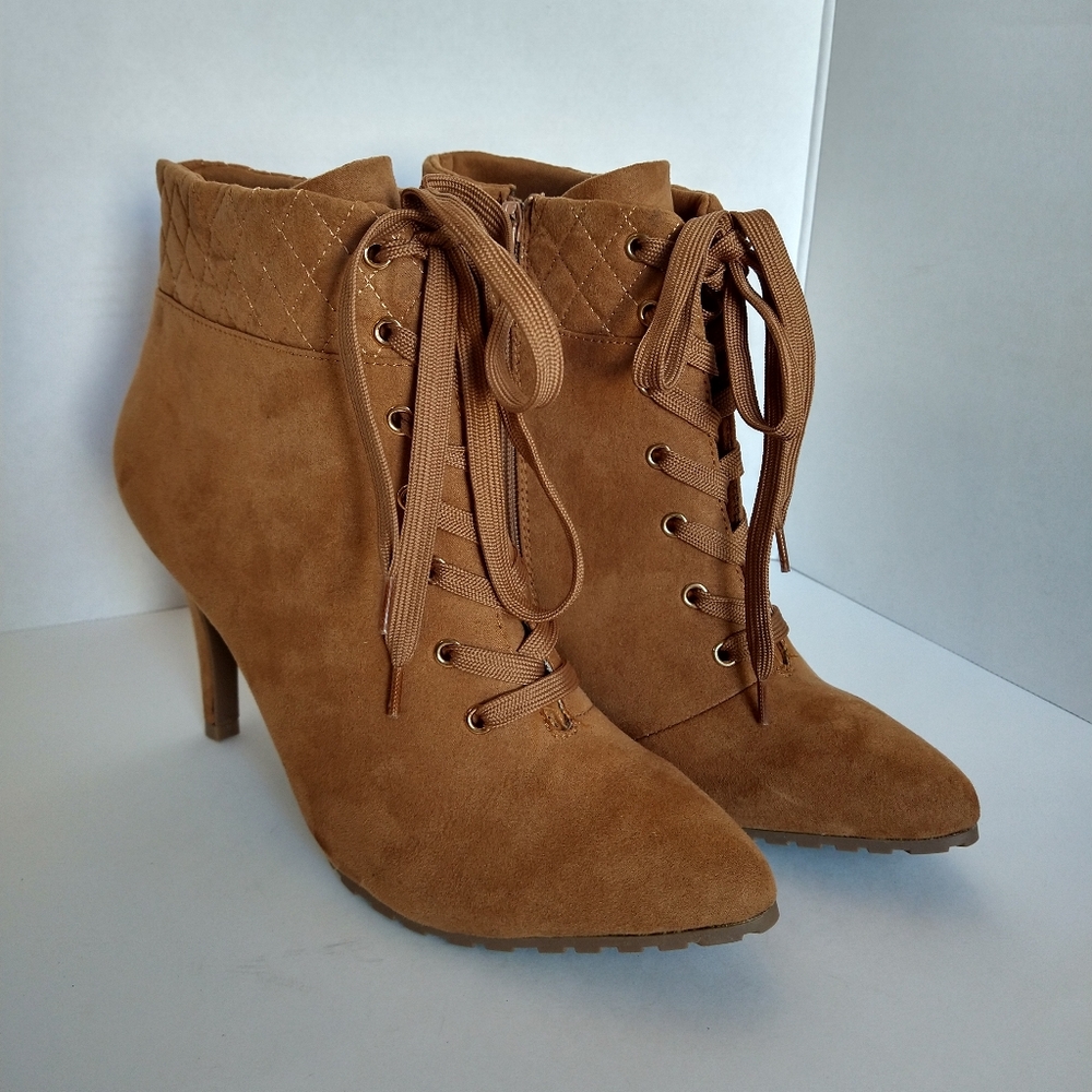 Me too Francis Fauz Suede Heel Ankle Booties Lace-Up Size 10M
